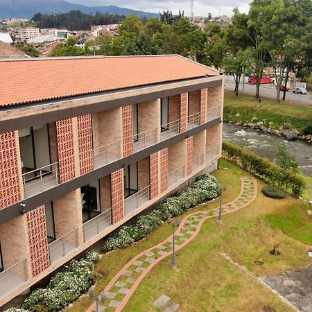 Venue Batan Hotel&Suites Cuenca Esterno foto