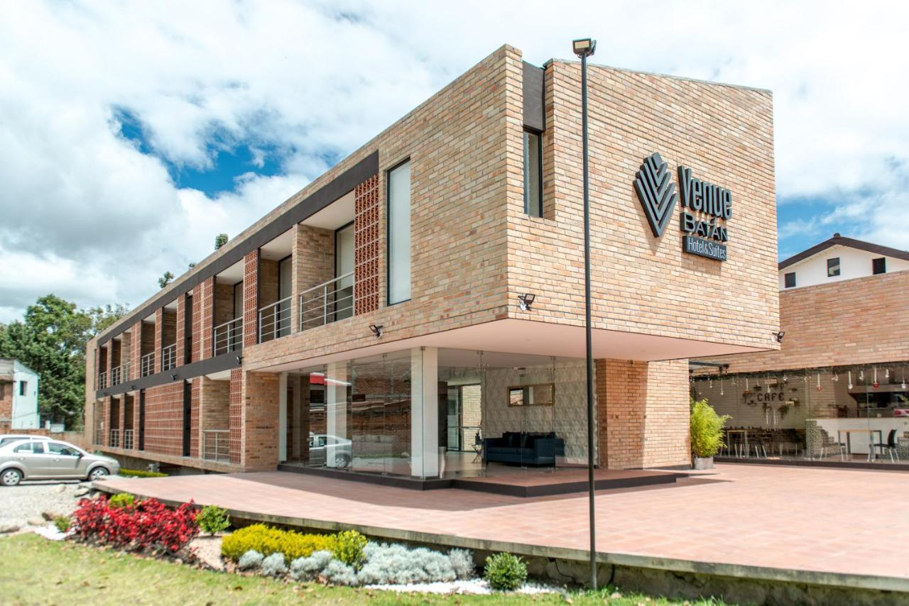 Venue Batan Hotel&Suites Cuenca Esterno foto