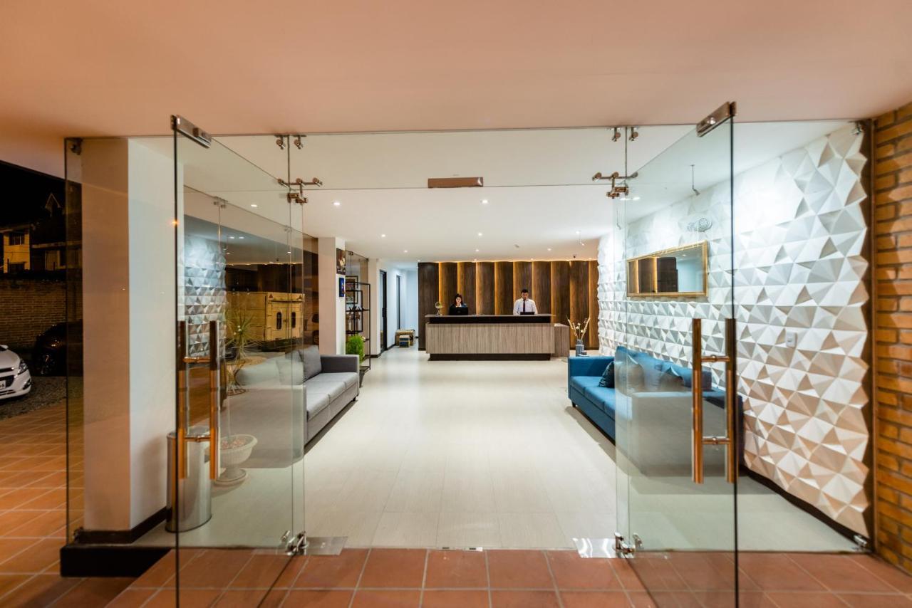 Venue Batan Hotel&Suites Cuenca Esterno foto