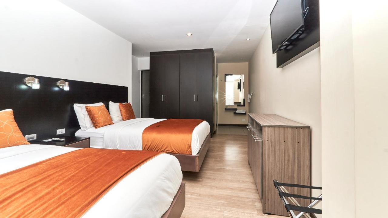 Venue Batan Hotel&Suites Cuenca Esterno foto